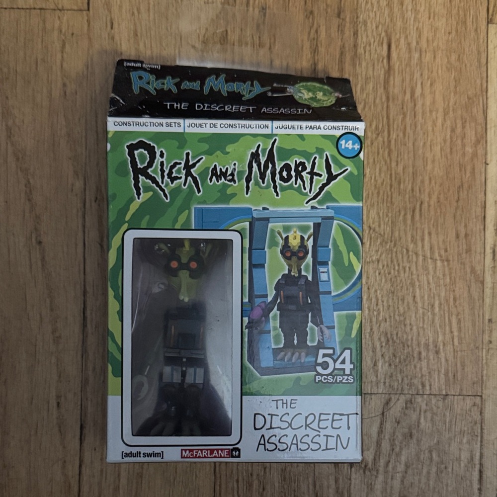 McFarlane Rick and Morty Building Set - The Discreet Assassin